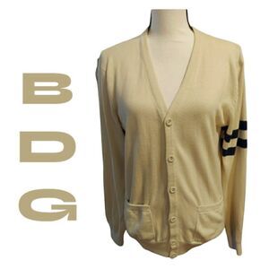 𝅺BDG cardigan Mens cream size medium